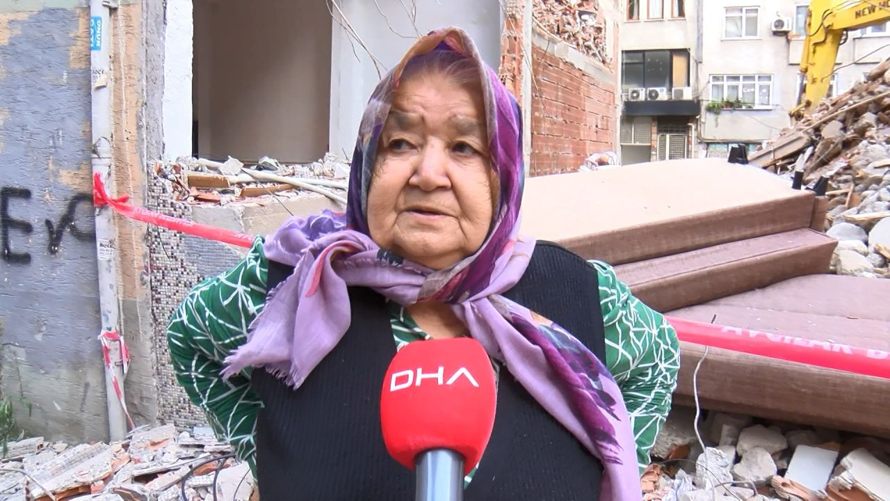 Kentsel dönüşüm faciası! Duvarı yok, eşyaları yıkıntıda: 67 yaşındaki Behiye teyze kabus yaşadı 1