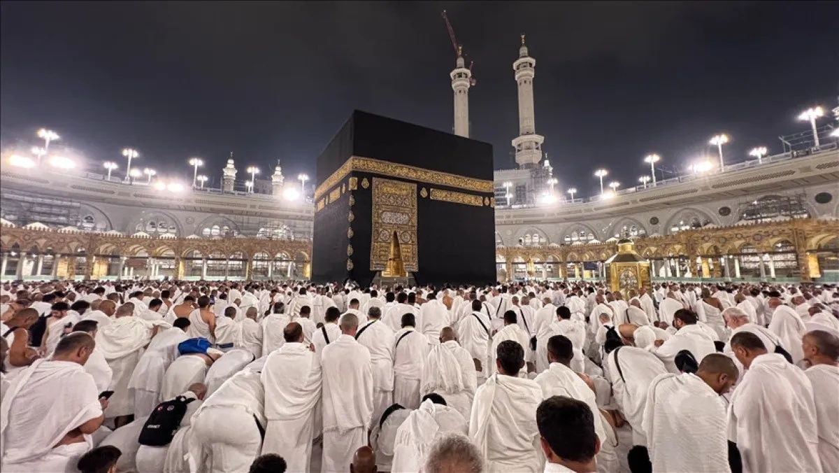 Suudi Arabistan’dan yeni kural: Hacca gitmek isteyenlere sağlık raporu şartı! 1