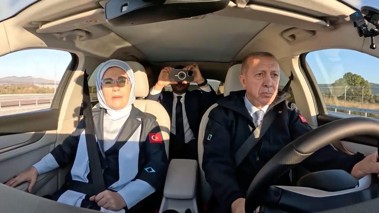 Vesayet bitti, Türkiye şahlandı: Togg’dan TCG Anadolu’ya, İHA’dan şehir hastanesine… AK Parti, 23 yıl önce bugün iktidara geldi! 12