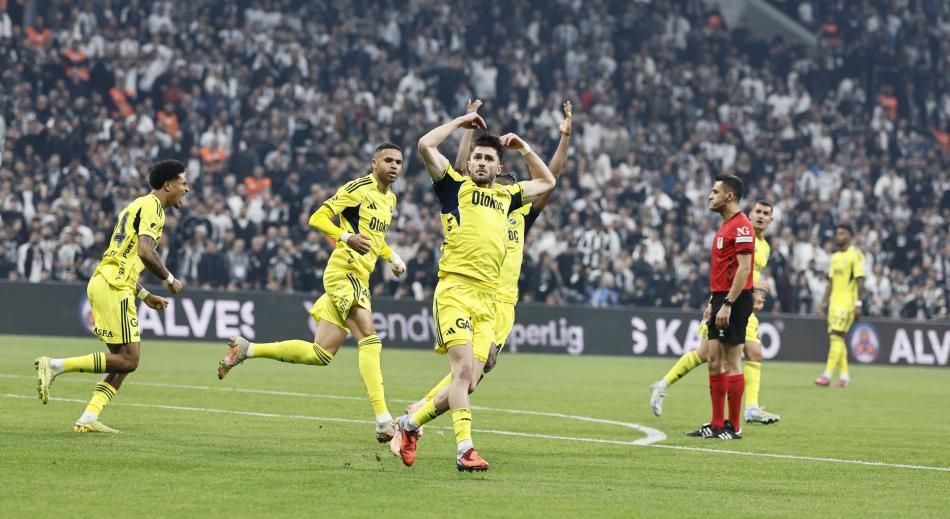 Eyvah İsmail Yüksek elden kaçıyor! Fenerbahçe taraftarını korkutan haber: Transfer için İstanbul'a geldiler 6