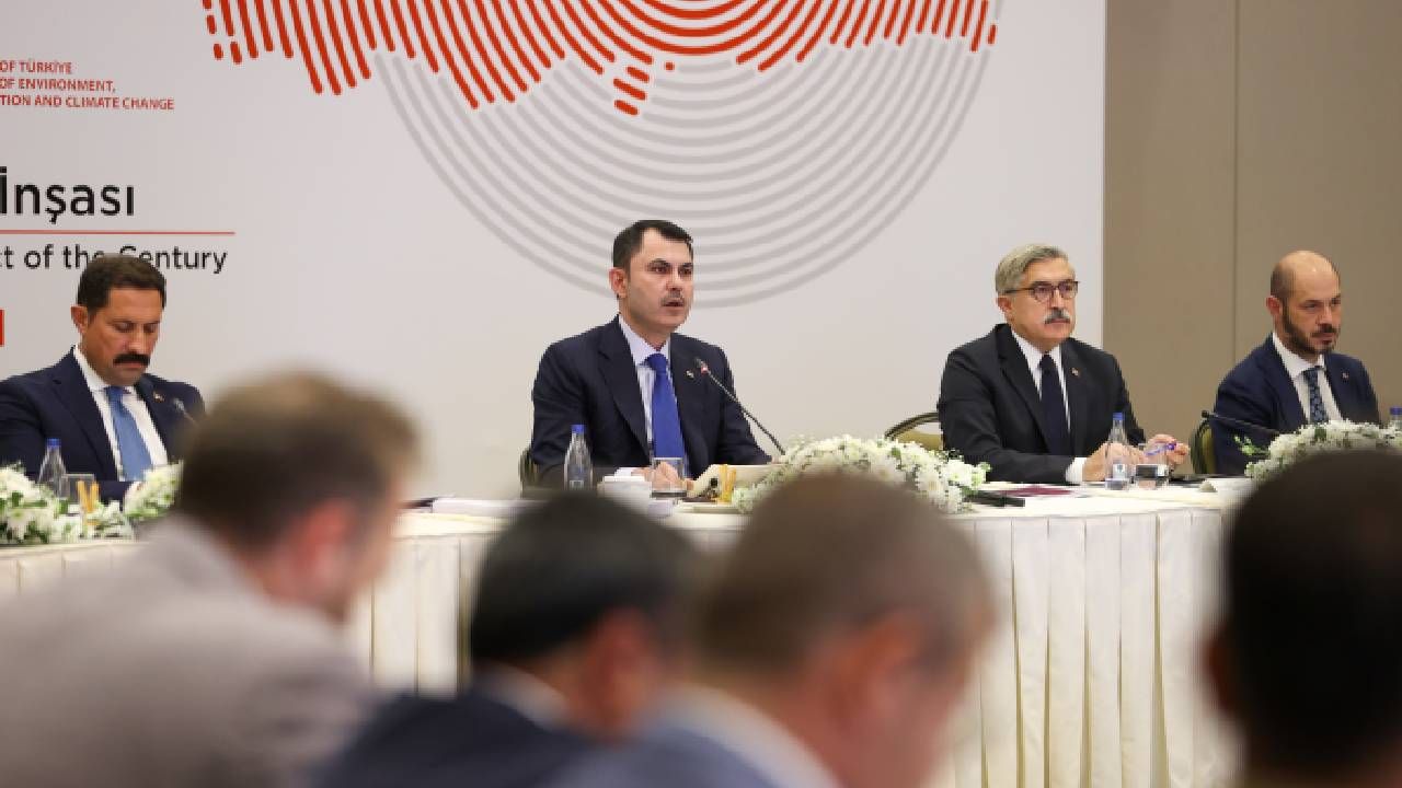 Yerli ve yabancı gazetecileri ağırlayan Murat Kurum'dan CHP'ye sert eleştiri: 'Maketini bile yapamazlar' 2