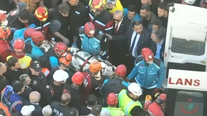 Yürek dağlayan haber... Dilara'ya ailesinin öldüğü söylendi! İşte ilk tepkisi! 3