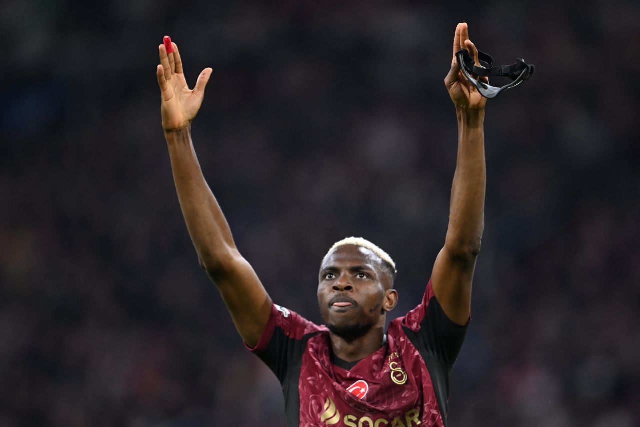 Victor Osimhen tüm dünyada manşet oldu! Şampiyonlar Ligi gol krallığına ambargo 5