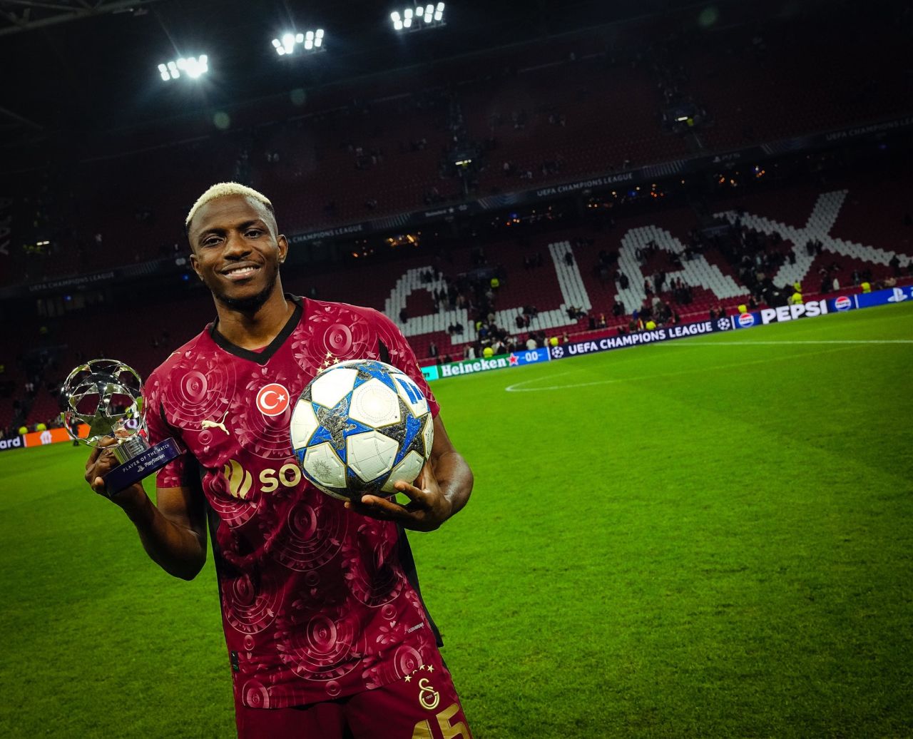 Victor Osimhen tüm dünyada manşet oldu! Şampiyonlar Ligi gol krallığına ambargo 10