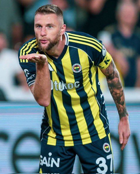 Penaltı skandalı gündemi salladı! Eski hakem ve spor yazarlarından Victoria Plzen maçı hakemi Allard Lindhout için çok sert sözler: Futbolu bilmemek, korkaklık, eyyam ve tam bir skandal karar 5