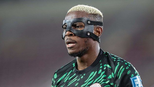 Victor Osimhen'i tiye aldılar! Kritik maç öncesi ortam kızıştı! 1