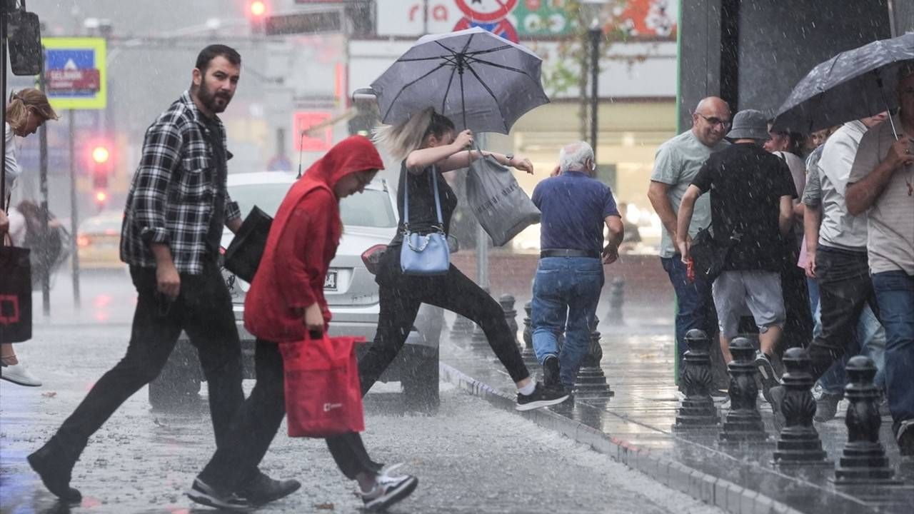 Meteoroloji açıkladı: Bu illerde yağış var, sis ve pus etkisini artırıyor 5