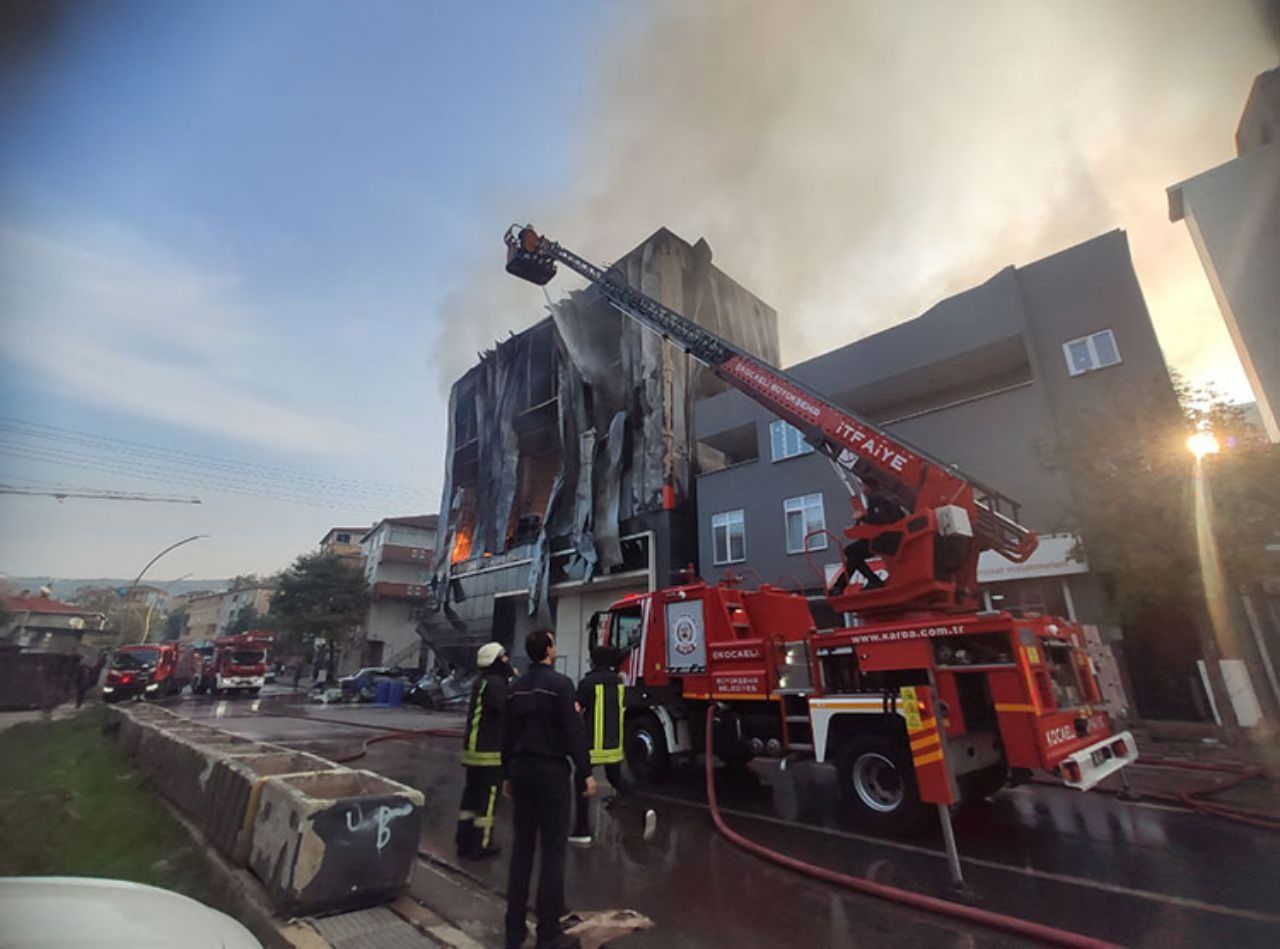 Ölüm fabrikası İŞKUR'un tam yanındaydı! Kocaeli parfüm fabrikasında işçiler sigortasız çalıştırılıyordu 3