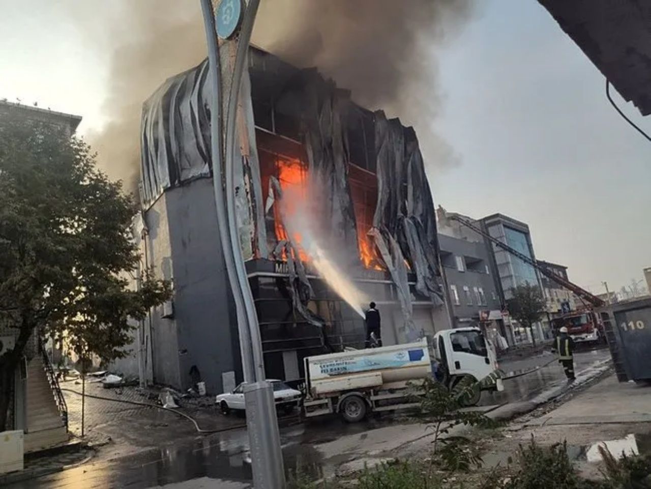 Ölüm fabrikası İŞKUR'un tam yanındaydı! Kocaeli parfüm fabrikasında işçiler sigortasız çalıştırılıyordu 4
