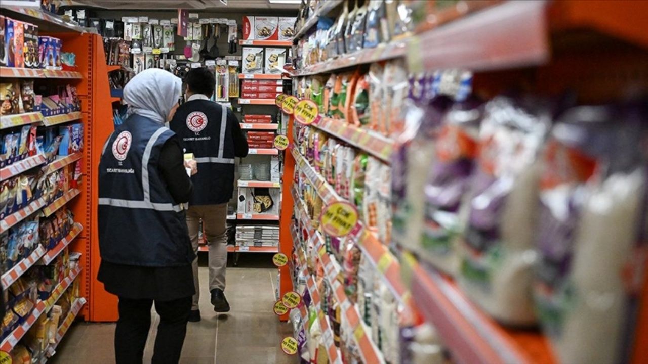 Ticaret Bakanlığı'ndan işletmelere fiyat etiketi uyarısı! İdari yaptırımlar uygulanacak 4