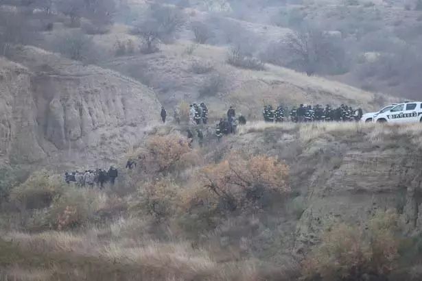 Uçak sınırdan 5 kilometre uzakta düştü, acil sinyal gönderemedi! 20 askerimizin şehit olduğu kazanın enkazından son görüntüler... 8