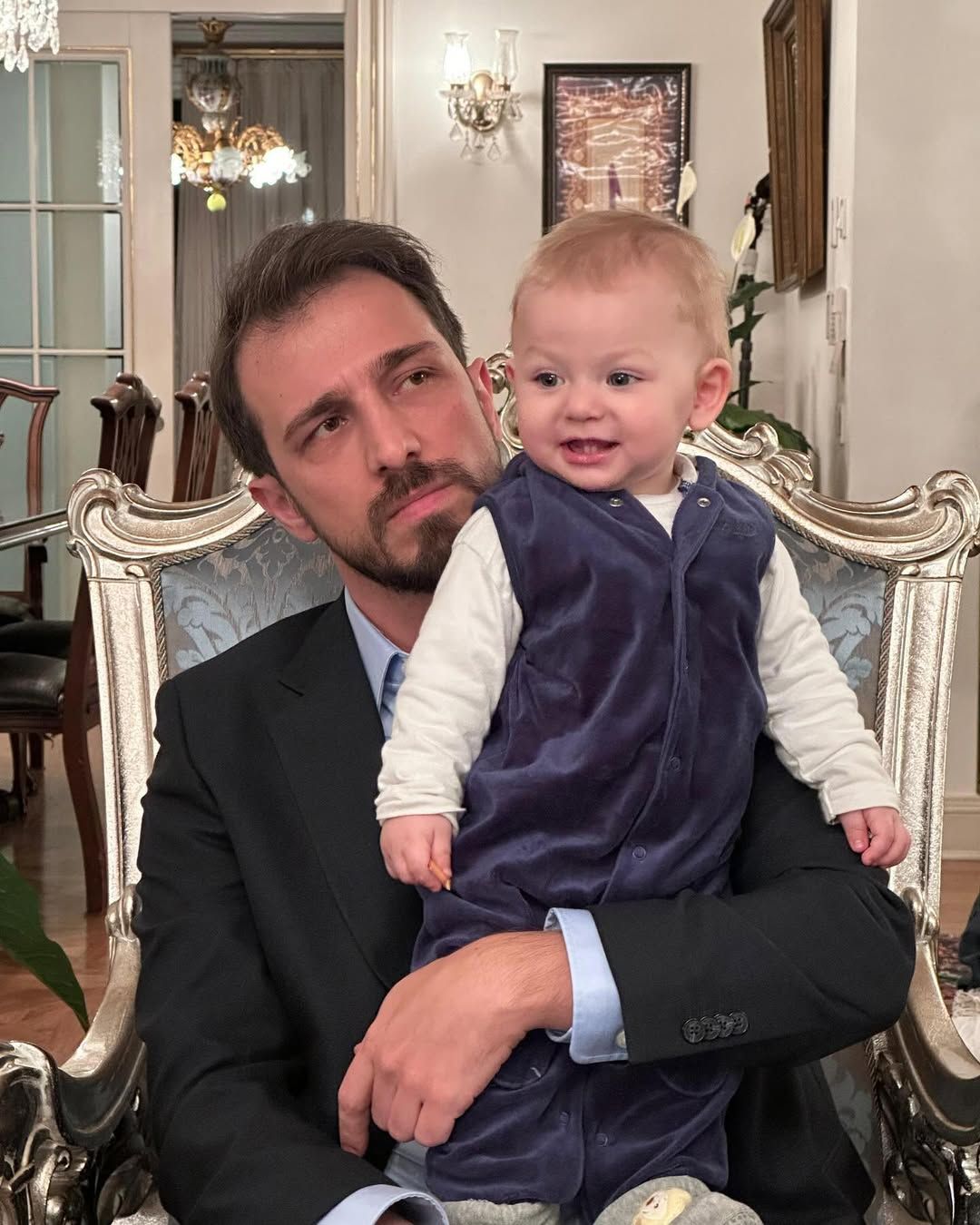 Emrah Altıntoprak Kızılcık Şerbeti'nden ayrılır ayrılmaz diziyi ve Feyza Civelek'i takipten çıktı 3