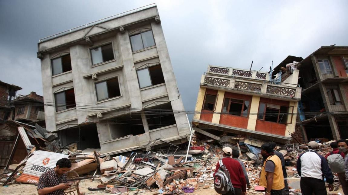 Deprem fırtınası sonrası yeni uyarı! Prof. Dr. Övgün Ahmet Ercan il il, ilçe ilçe açıkladı: Bu bölgelerde sakın ev almayın, kiralık da tutmayın! 8