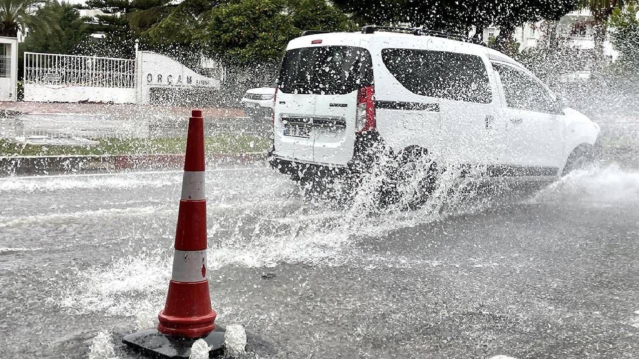 Sarı kodlu alarm! Meteoroloji’den 6 il için kuvvetli yağış ve rüzgar uyarısı: Sel riskine dikkat 4