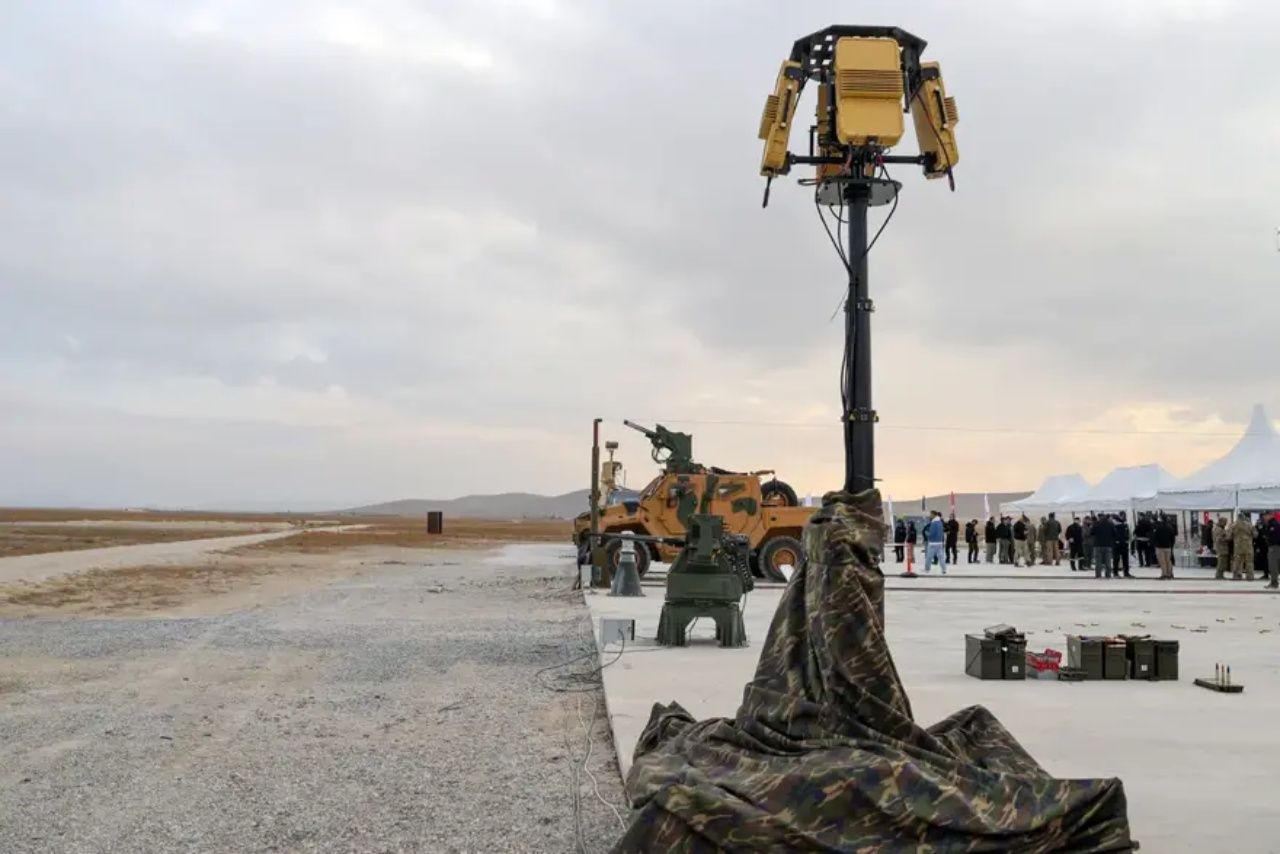 Çelik Kubbe'ye yerli güç! TOLGA drone tehditlerini tam isabetle vurdu 8
