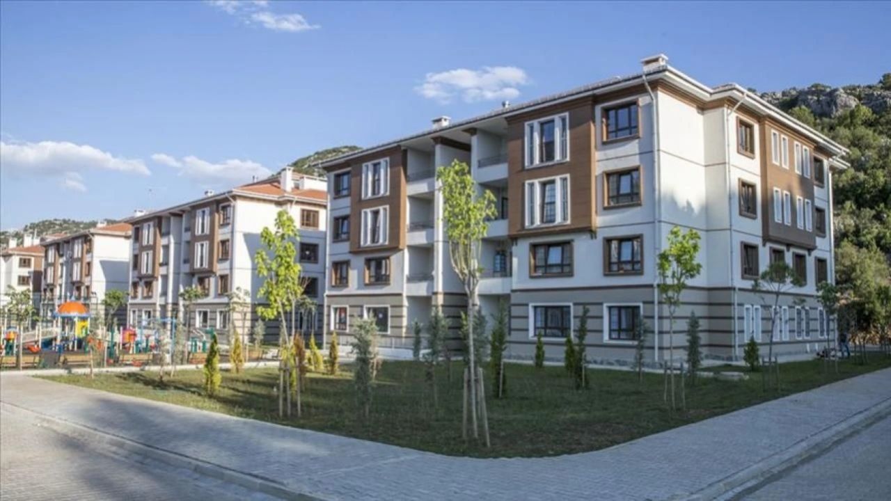 Sponsorlu dolandırıcılara dikkat! TOKİ ev hayali dolandırıcıların tuzağına dönüştü 1