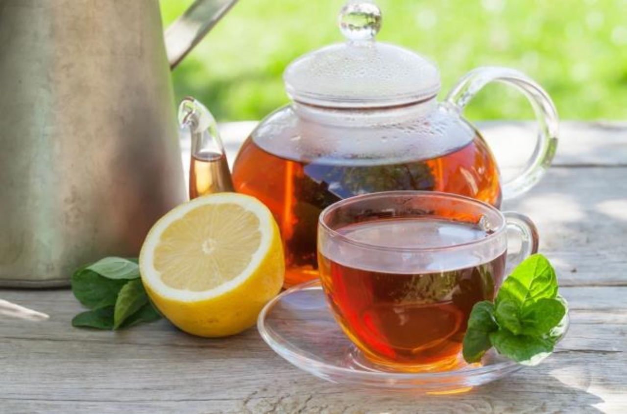 Kuzguncuk'ta hesap şoku! Çayın sodanın yanında verilen dilim limonu adisyona yazdılar! Fiyatı şoke etti 2