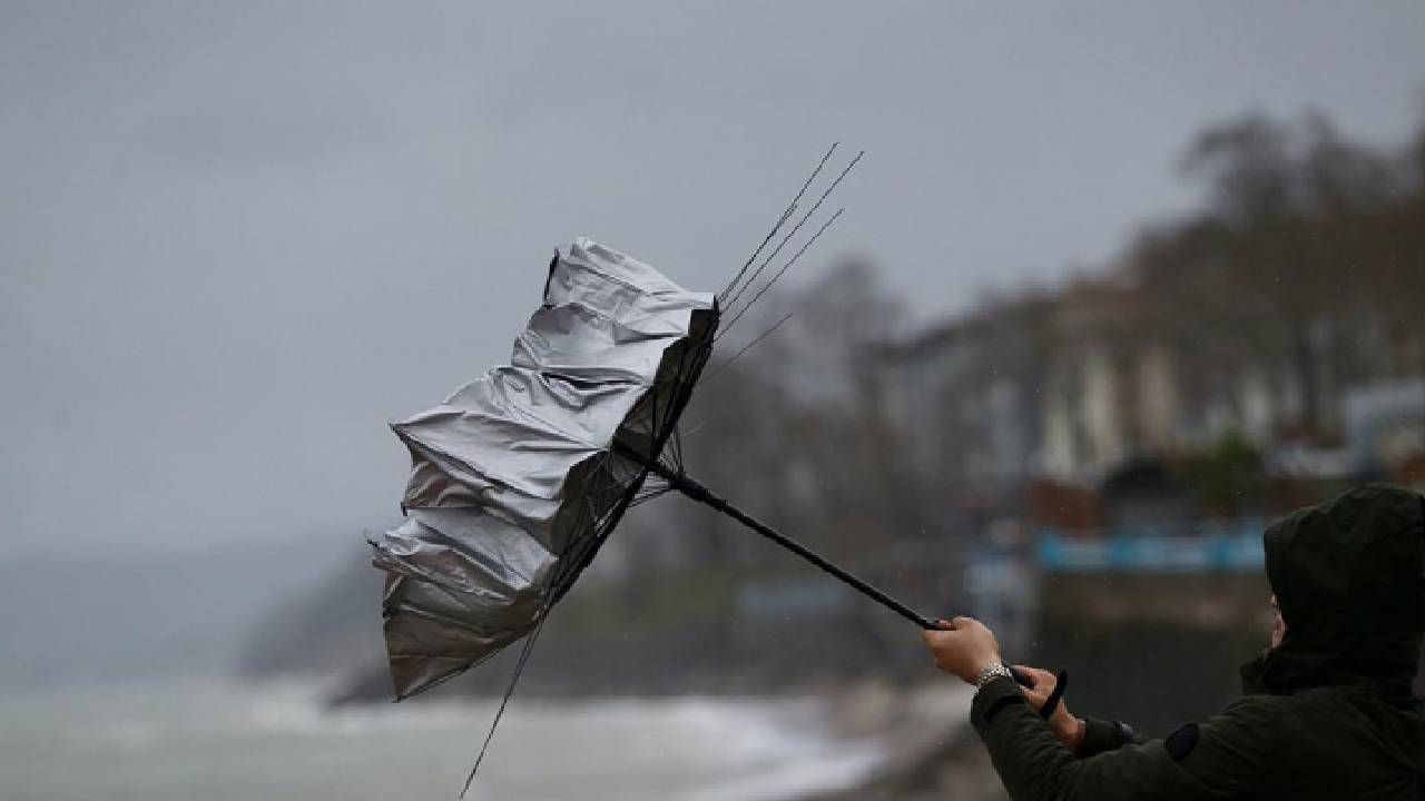 Pastırma sıcakları geri geliyor! Kuvvetli fırtına ve sağanak uyarısı: Feribot seferleri iptal edildi 5