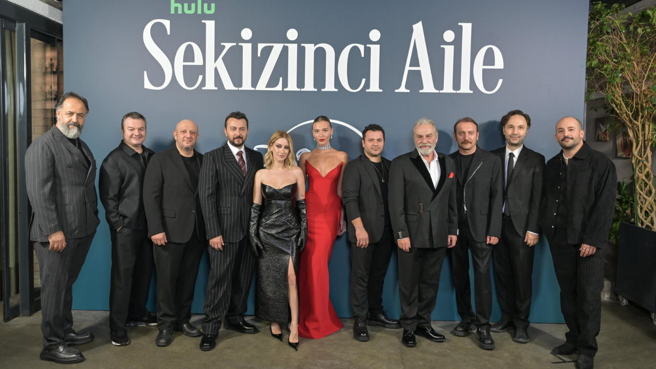 Hazal Kaya'ya Melisa Döngel ile yaşadığı yer kapma mücadelesi soruldu! "O bir anlık bir şuursuzluk'' 1