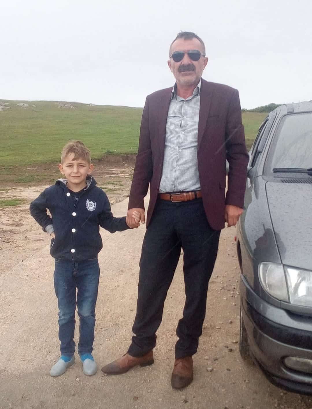 6 ay önce ablası vefat etmişti... Esenyurt'ta 13 yaşındaki Eren Yılgın evinde ölü bulundu! 'Yemek siparişi' detayı şoke etti... 3