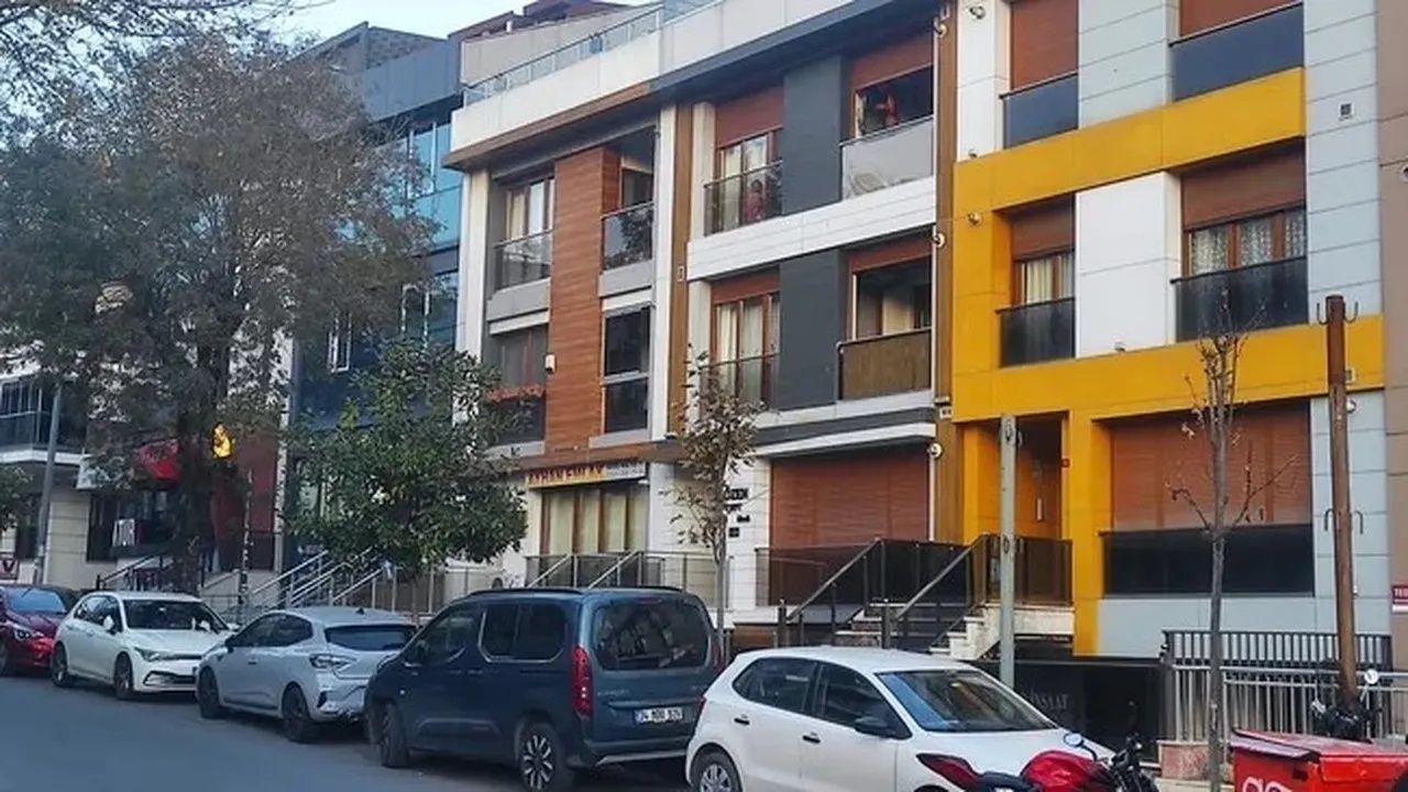 Böcek ailesinin ölümünden sorumlu ilaç şirketi, Karan’ı da zehirlemiş! 4