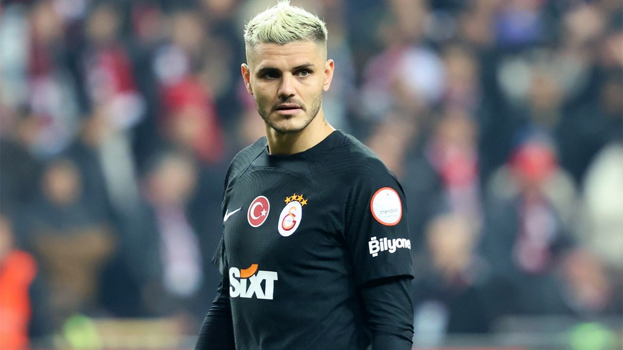 Ederson'dan Rizespor tribünlerine iğrenç hareket! Ceza alırsa Galatasaray derbisinde oynayamayacak 10
