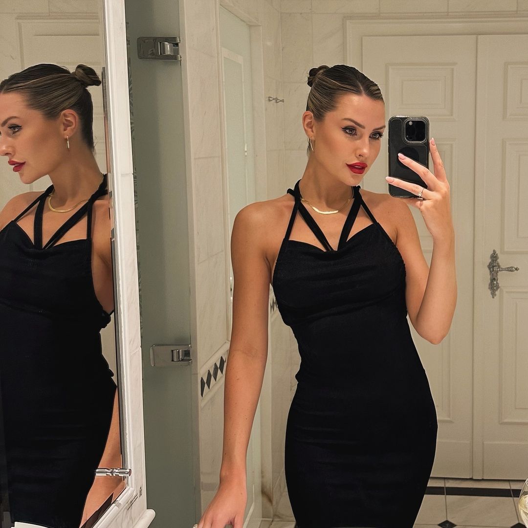 Serdar Ortaç'ın intikamı ağır oldu! Chloe Loughnan, duyunca kriz geçirdi 11