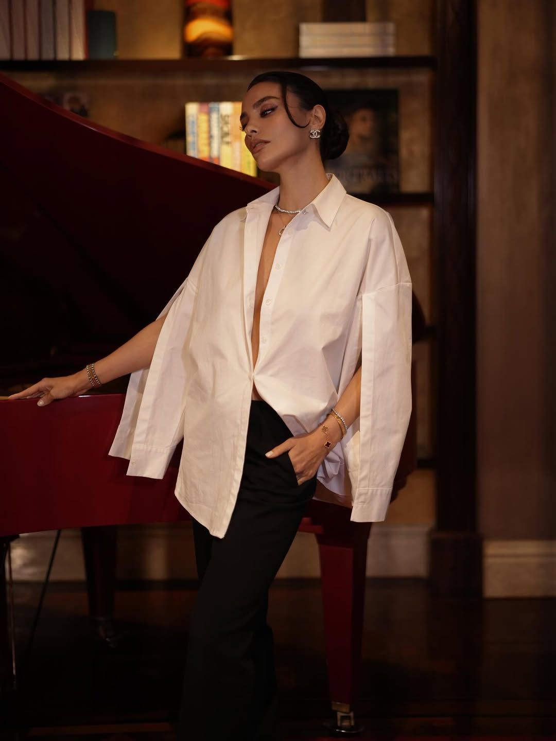 Hazal Filiz Küçükköse gizemli erkek arkadaşıyla gecelerde yakalandı! 6