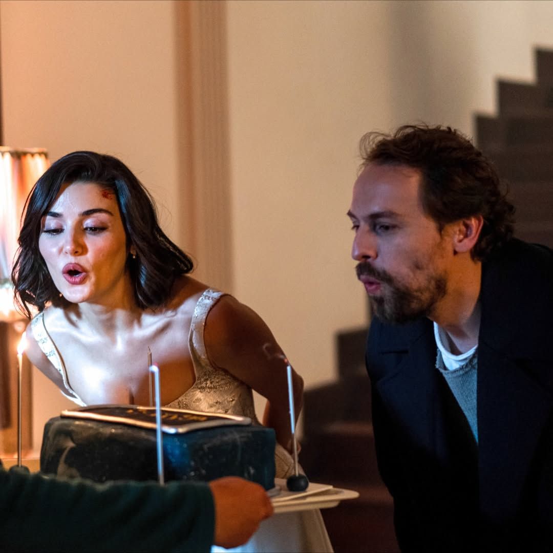 Hande Erçel'in hayatında biri mi var? Olay cevap 2