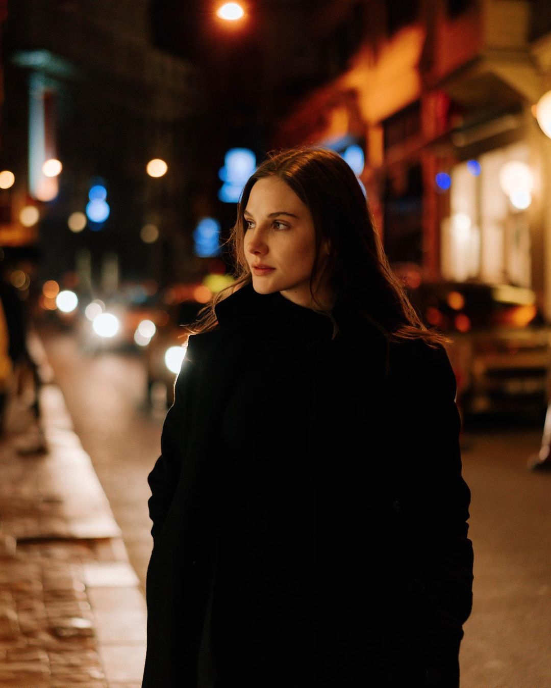 Alina Boz, Doc dizisinden apar topar çıkarıldı! Kararı uçakta öğrenince neye uğradığını şaşırdı! Oyuncu dava açmaya hazırlanıyor 4