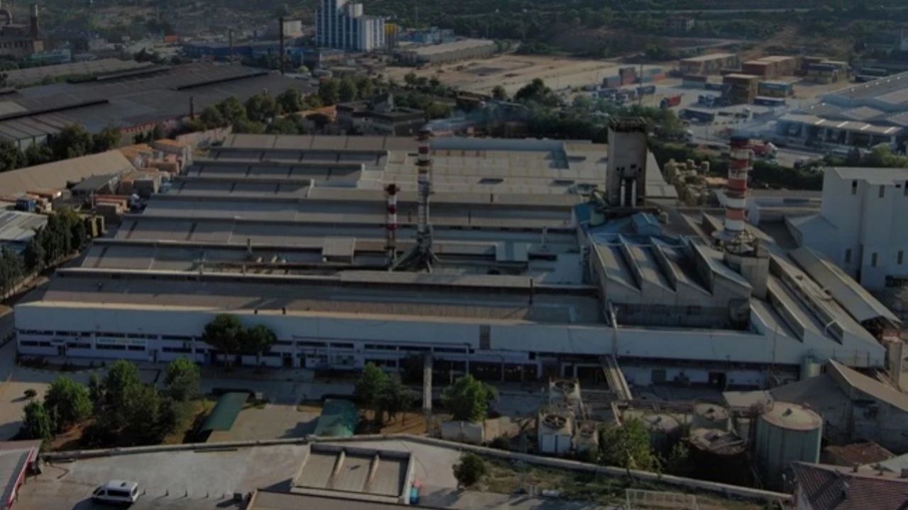 Yarım asırlık fabrika kapanıyor... İzocam Dilovası'ndaki fabrikasını kapanıyor, üretim Kayseri'ye kayacak 1