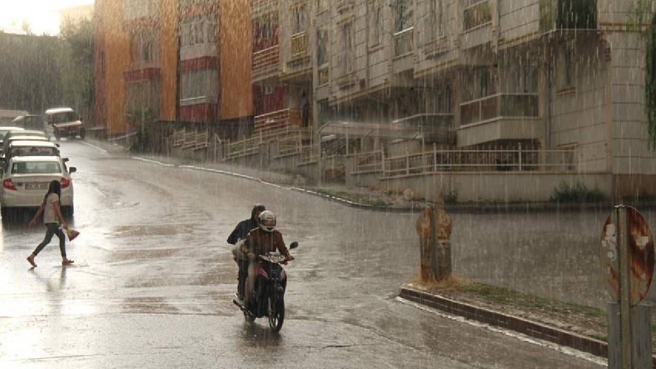 4 il için sarı kodlu alarm! Meteoroloji uyardı: Kuvvetli yağmur kapıda, 3 gün sürecek 9