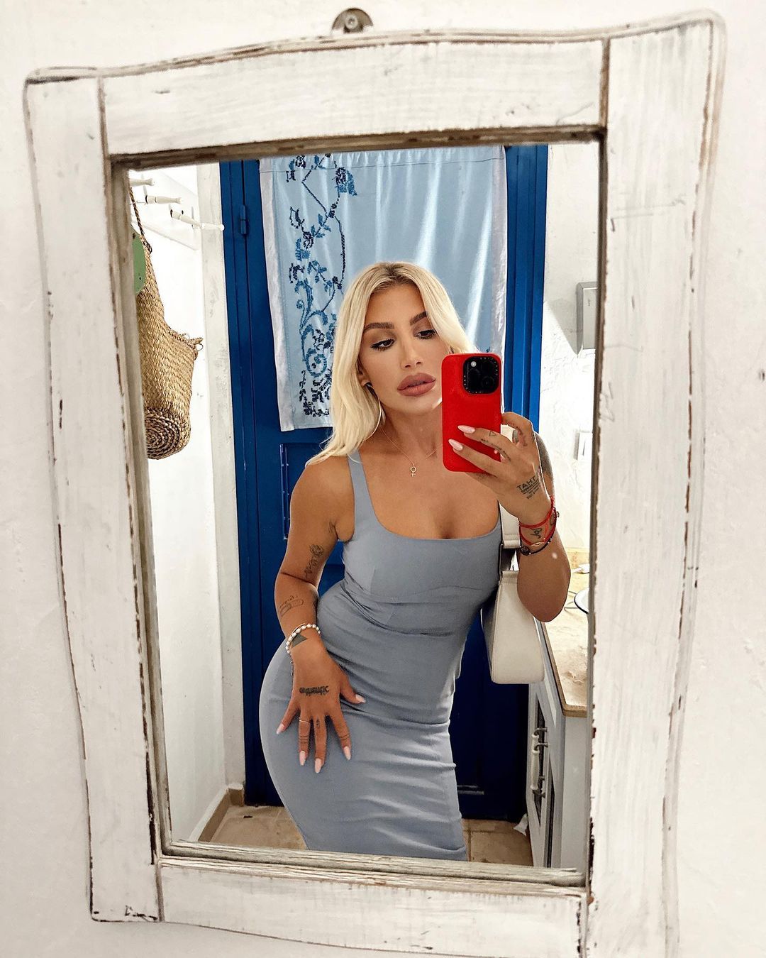 İrem Derici’den takipçisinin ''Senden akıl almamız gereken bir konu var'' mesajına olay yanıt 7