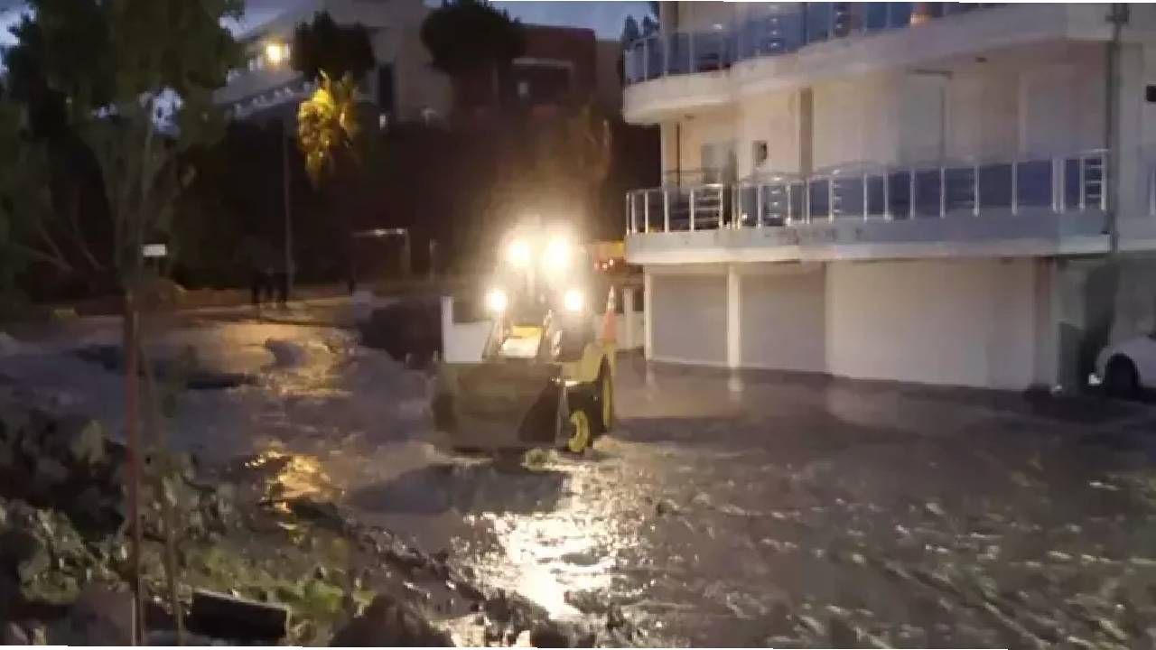 Meteoroloji uyardı: Türkiye’nin batısında kuvvetli sağanak ve su baskınları 7
