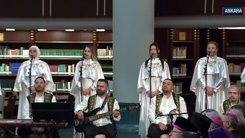 Papa ziyaretiyle ilgili 10 büyük yalan! Kurgulanan senaryolar çöktü: İşte tüm iddialar ve gerçekler 11