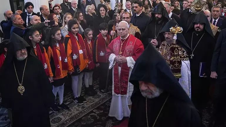 Papa ziyaretiyle ilgili 10 büyük yalan! Kurgulanan senaryolar çöktü: İşte tüm iddialar ve gerçekler 6
