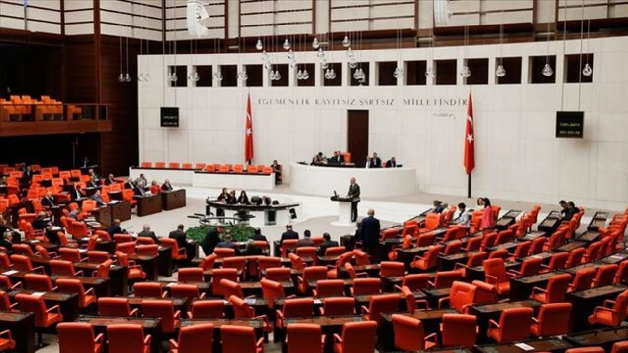 Meclis'te kritik hafta! Yeni vergi paketi, bütçe maratonu ve 11. yargı paketi masada 4