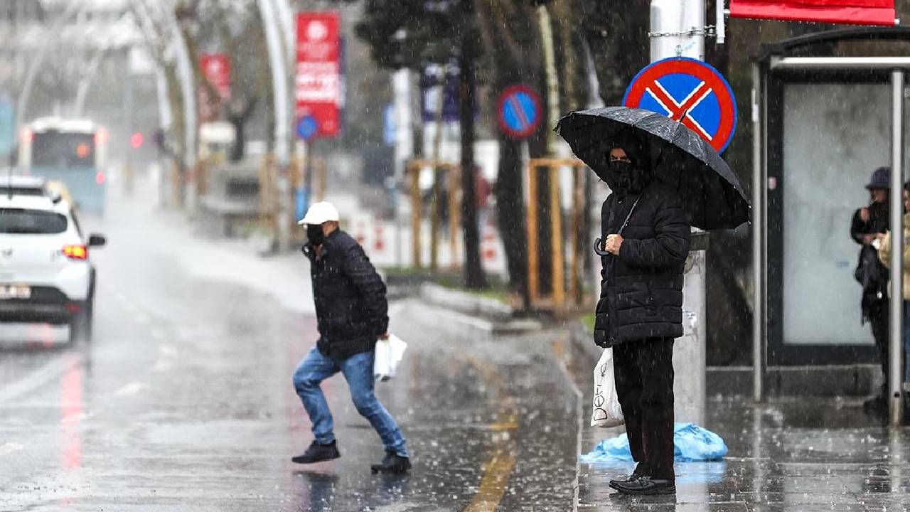Türkiye soğuyacak! Hava sıcaklığı 4 derece düşüyor: Kar ve sağanak alarmı 6