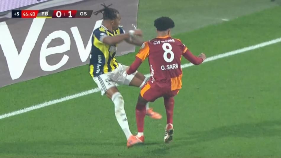 Yasin Kol'dan derbide skandal yönetim! "Galatasaray'ı resmen doğramış! Skriniar atılmalıydı" İşte pozisyon pozisyon yorumlar... 12