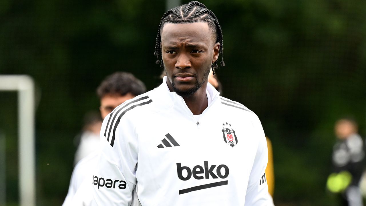 Sergen Yalçın yıldız golcüyü sildi! Serdal Adalı kapı kapı kulüp aramaya başladı: Beşiktaş kariyeri sona eriyor 2