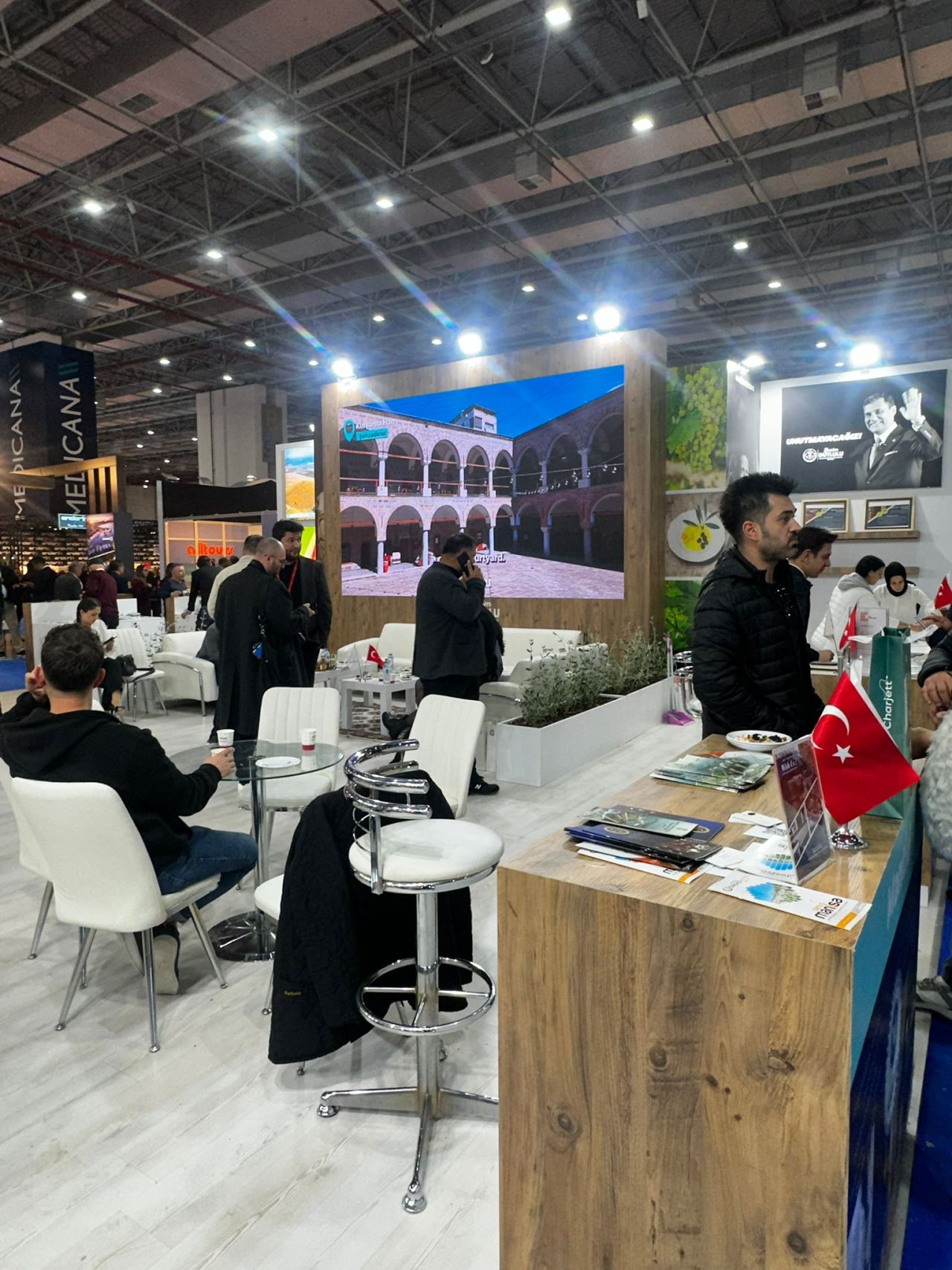 Dünya turizm profesyonelleri İzmir'de buluşuyor! TÜRSAB öncülüğünde İzmir 19. Uluslararası Turizm Ticaret Fuarı başladı 19