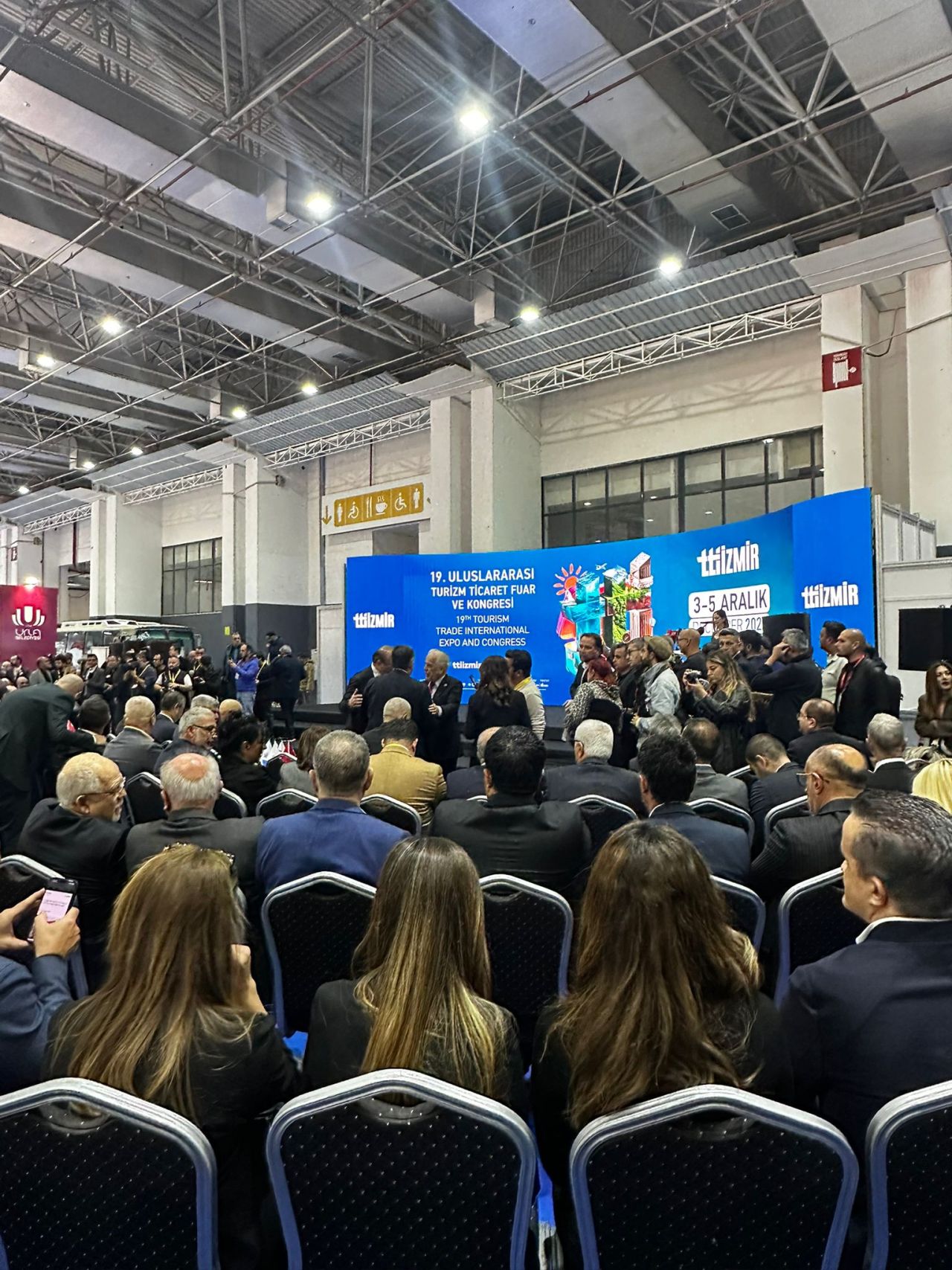 Dünya turizm profesyonelleri İzmir'de buluşuyor! TÜRSAB öncülüğünde İzmir 19. Uluslararası Turizm Ticaret Fuarı başladı 5
