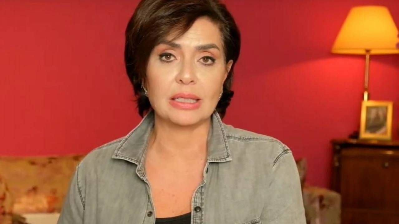 İşten çıkarıldı dendi! Özlem Gürses’den açıklama: “Benimle ilgili bir gelişme yok” 4