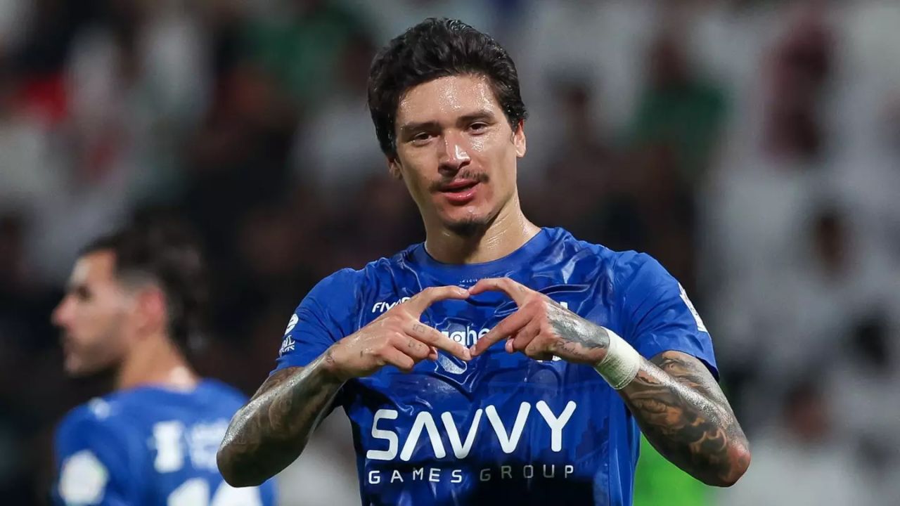 Fenerbahçe'yi şampiyon yapacak transfer! Sadettin Saran 85 milyon euroluk golcü getiriyor 5