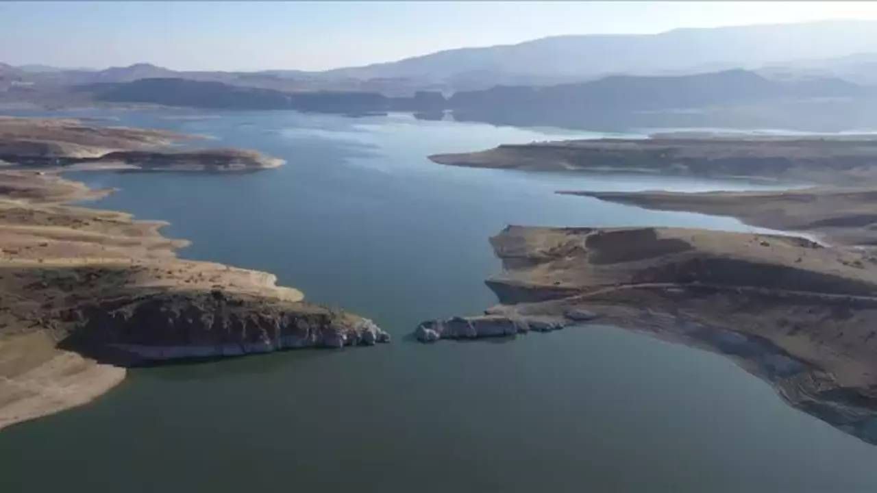 Başkent alarmda! Ankara susuz kaldı! Gece saatlerinde kontrollü su dağıtımı başlıyor: 30 saat sürebilir 2