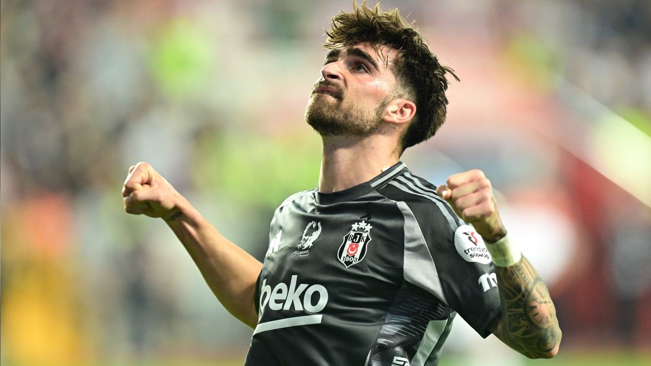 Beşiktaş'ın Gaziantep FK maçı 11'i belli oldu! Sergen Yalçın Rafa Silva için son noktayı koydu 16