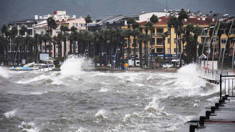 Büyük deprem kapıda mı? Van, İzmir, Antalya… Art arda depremler sonrası Süleyman Pampal'dan korkutan uyarı: Devamı gelebilir! 8