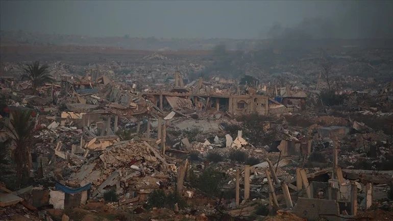 İsrail Meclisi’nde yağlı urgan skandalı! Ben-Gvir idam yasası görüşmesine provokatif rozetle katıldı 3