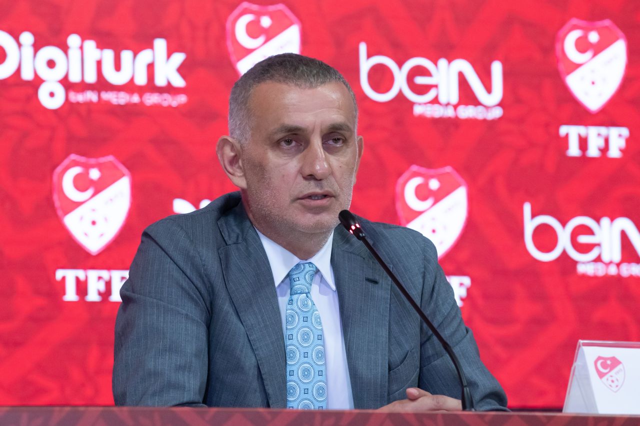 İbrahim Hacıosmanoğlu: "Derbide hakemden şikayet edecek biri varsa Fenerbahçe'dir, Galatasaray değil" 6