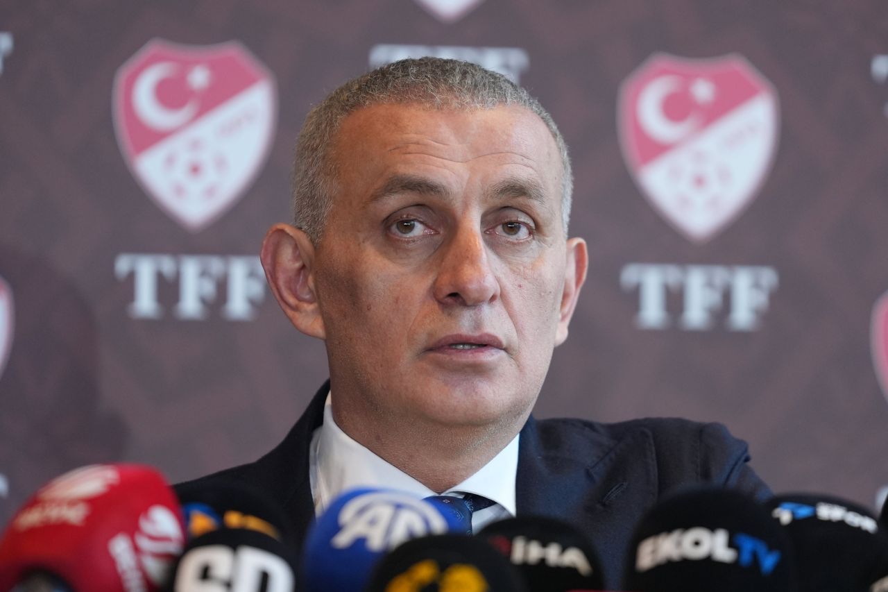İbrahim Hacıosmanoğlu: "Derbide hakemden şikayet edecek biri varsa Fenerbahçe'dir, Galatasaray değil" 7